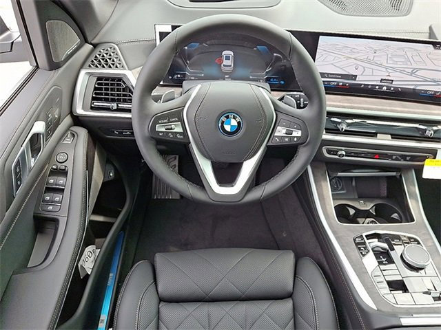 Certified 2026 BMW X5 xDrive50e w/ Climate Comfort Package image 7