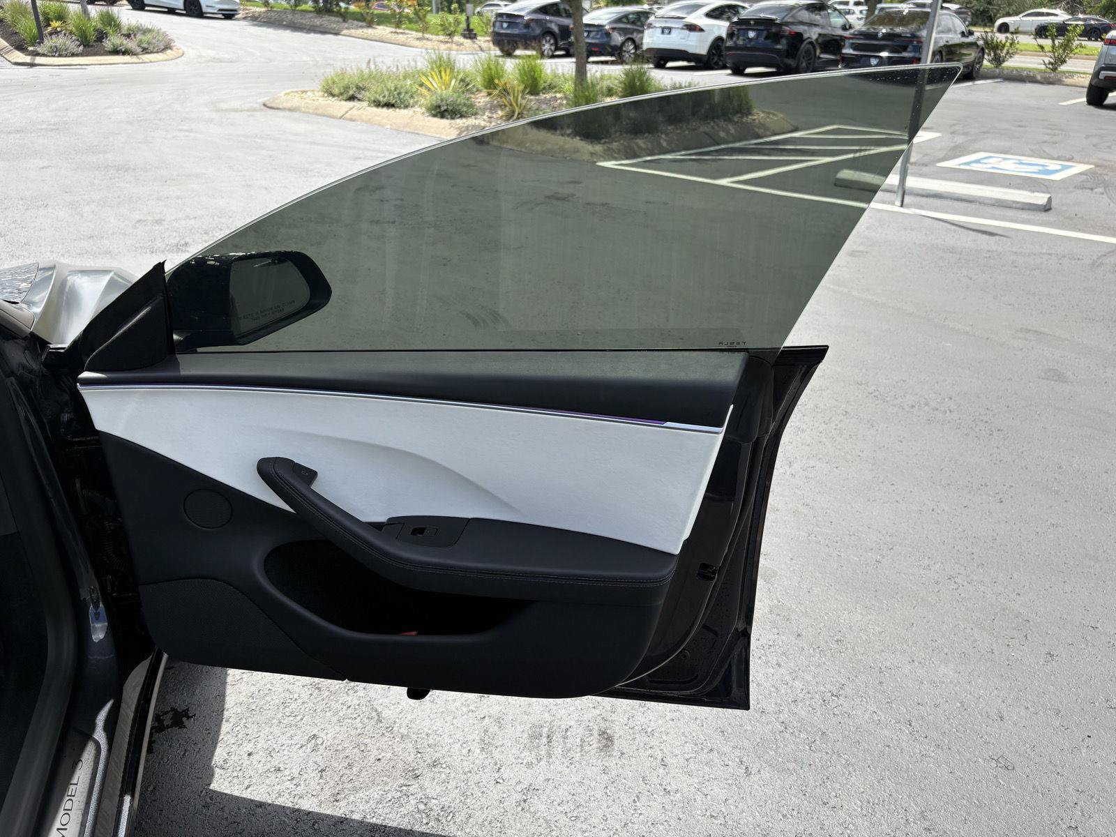 Used 2025 Tesla Model 3 Performance AWD/4WD image 15