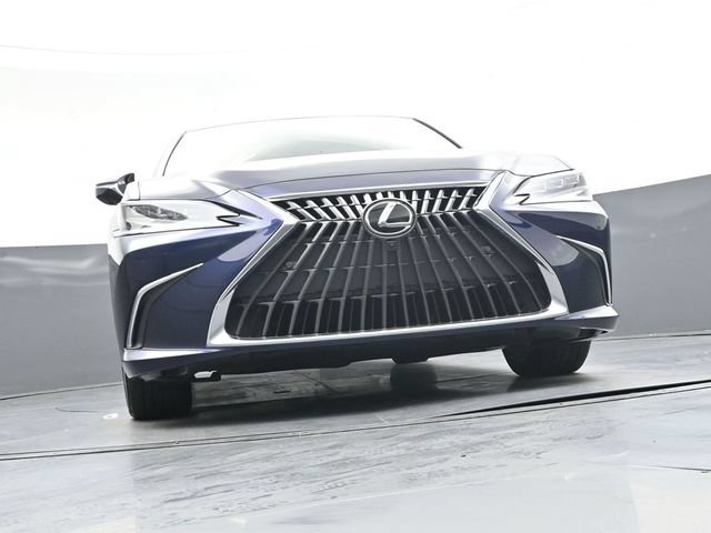Used 2025 Lexus ES 350 Ultra Luxury FWD image 37