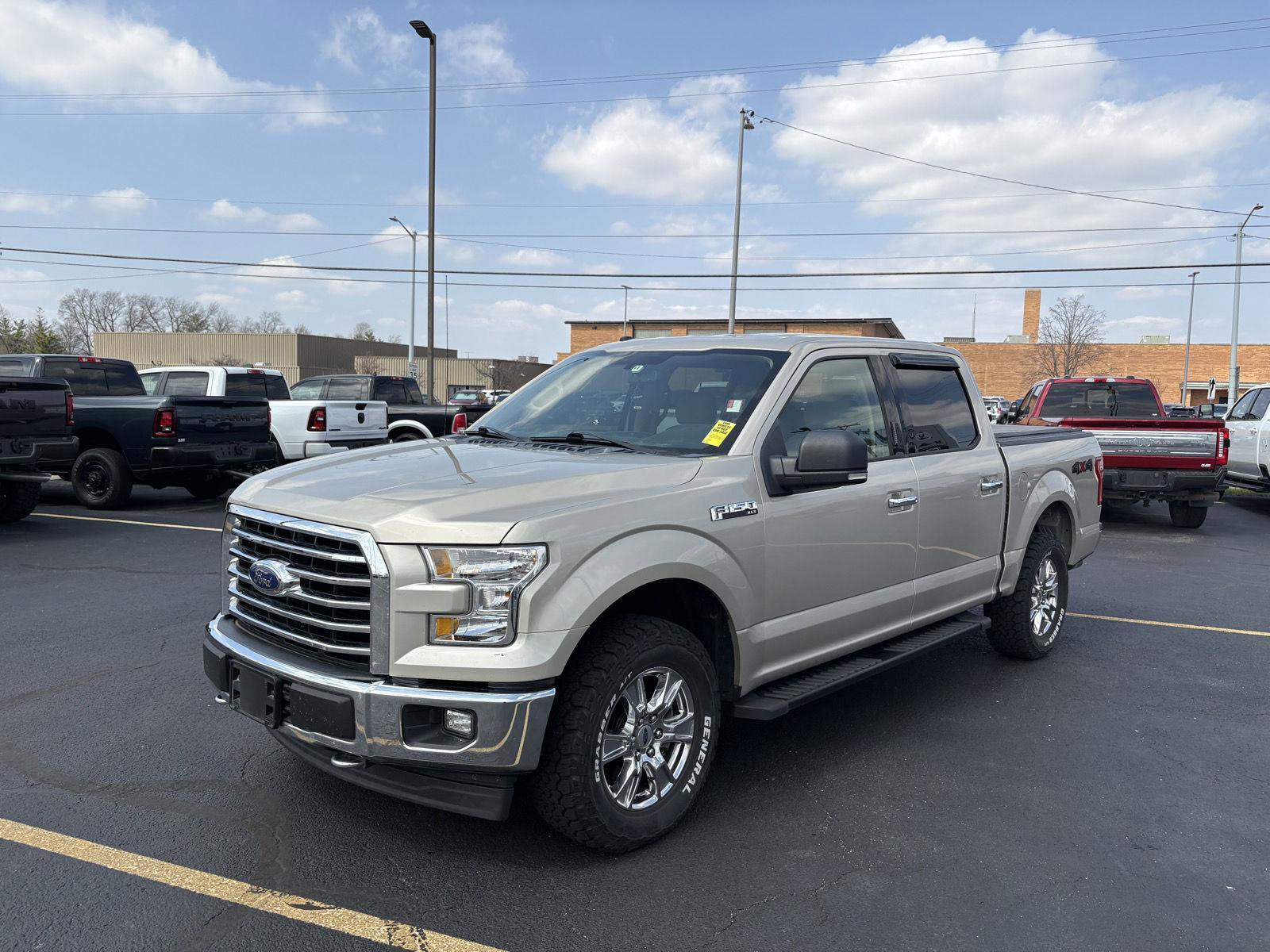 Used 2017 Ford F150 XLT w/ Equipment Group 302A Luxury image 4