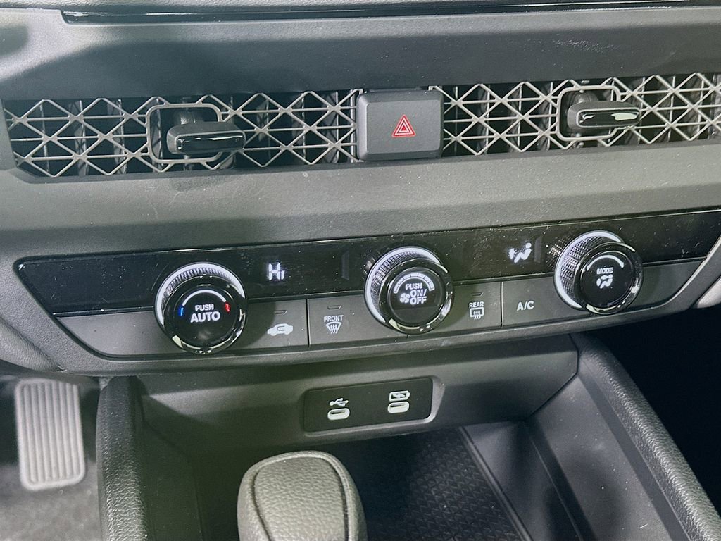 Used 2025 Honda Accord LX image 14