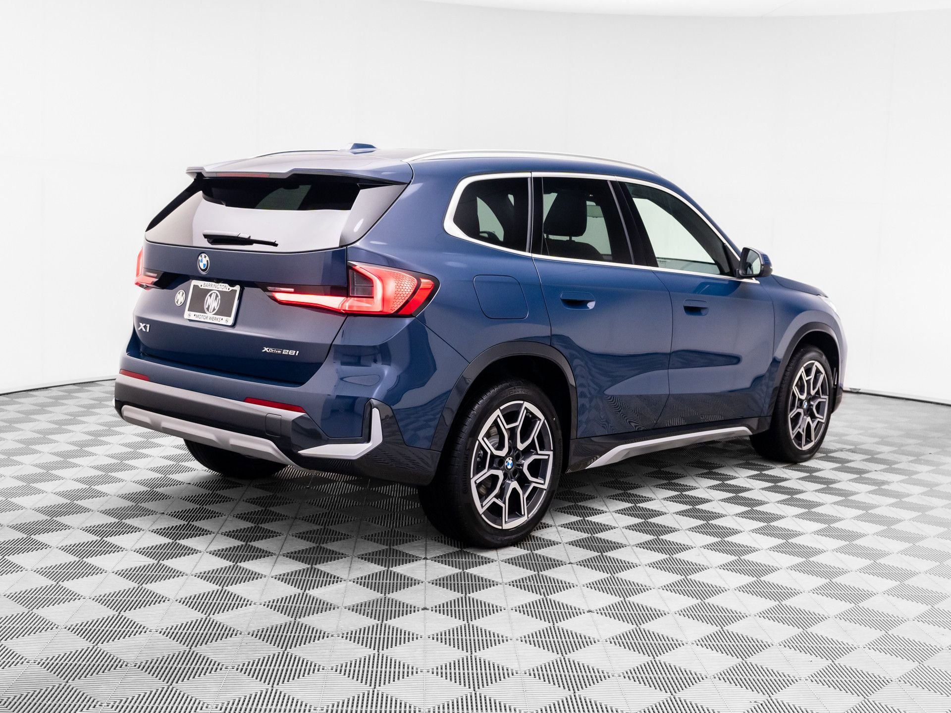 New 2026 BMW X1 xDrive28i w/ Convenience Package AWD/4WD image 6
