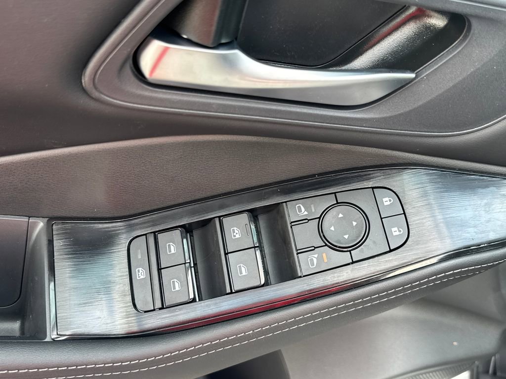 New 2026 Nissan Rogue SV AWD/4WD image 12