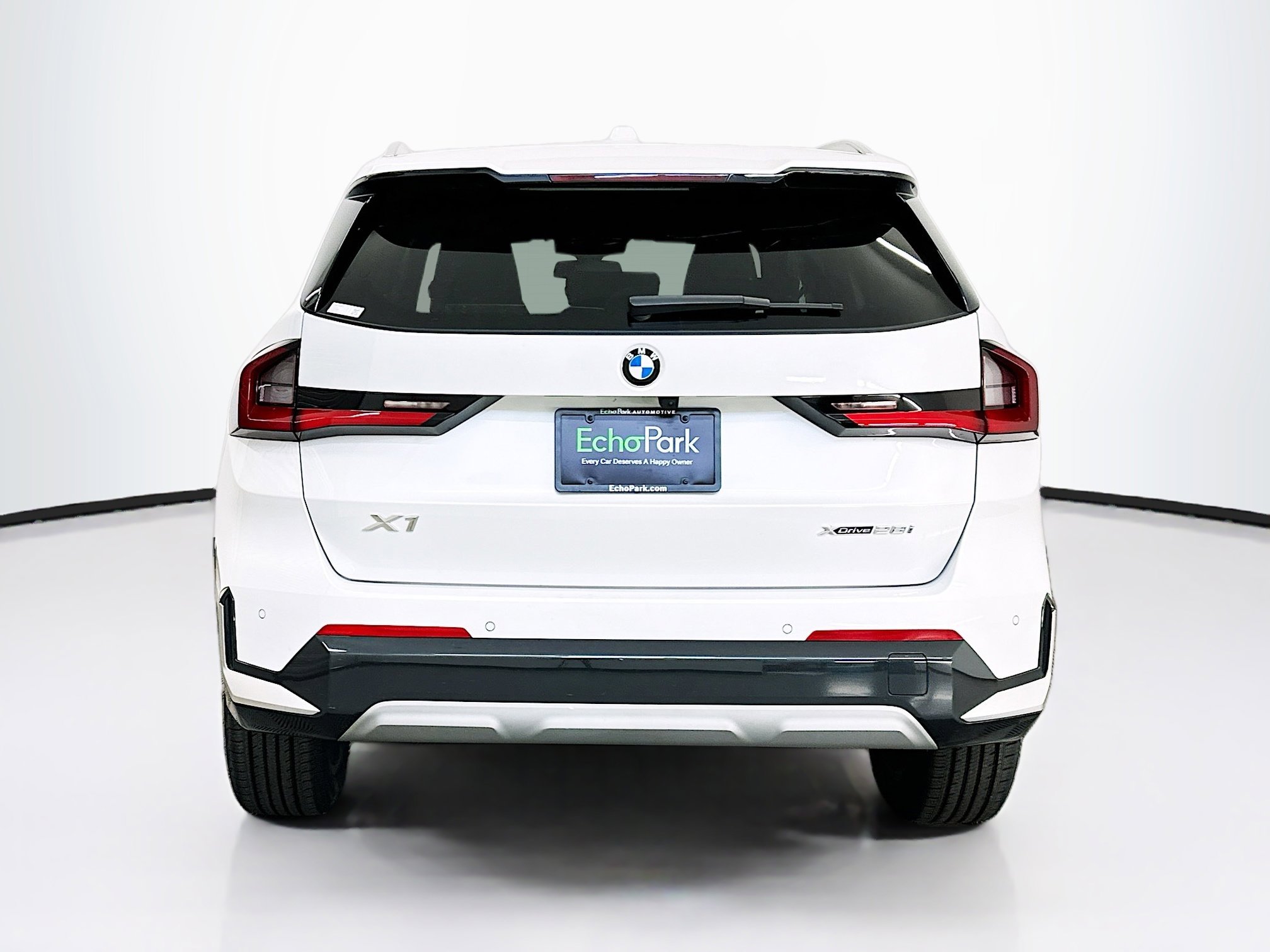 Used 2025 BMW X1 xDrive28i w/ Convenience Package AWD/4WD image 7