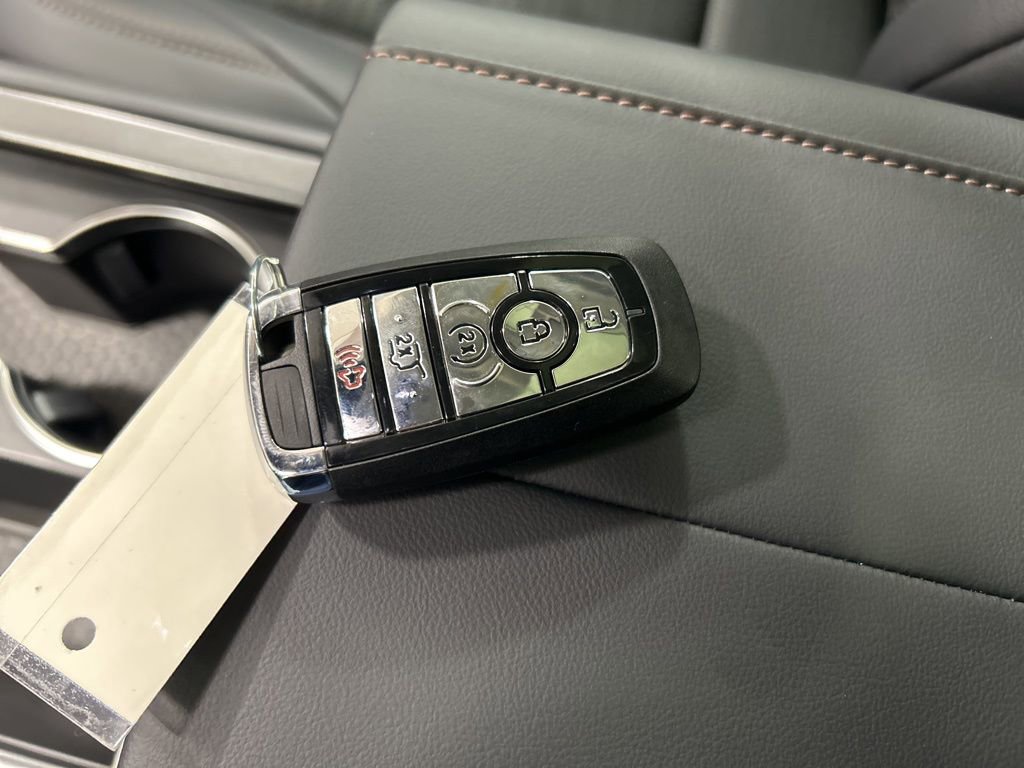 New 2026 Lincoln Nautilus Reserve w/ Jet Appearance Package image 24