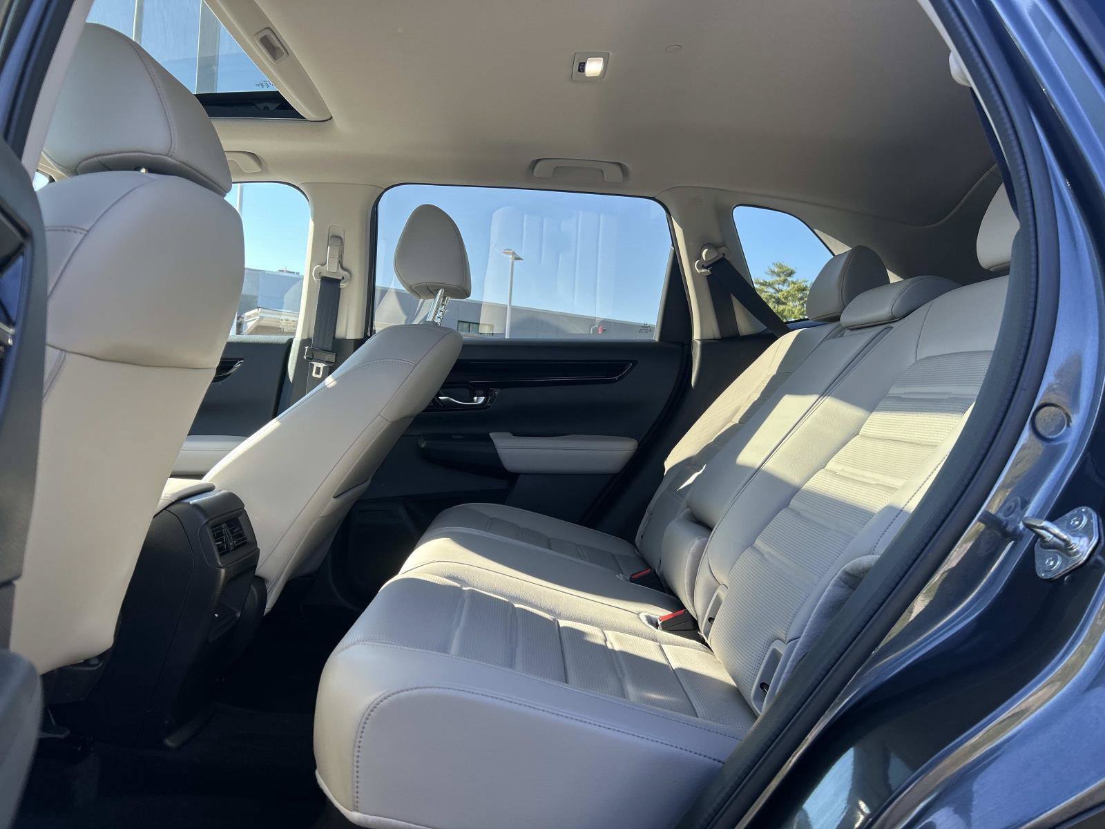 Used 2025 Honda CR-V EX-L image 18