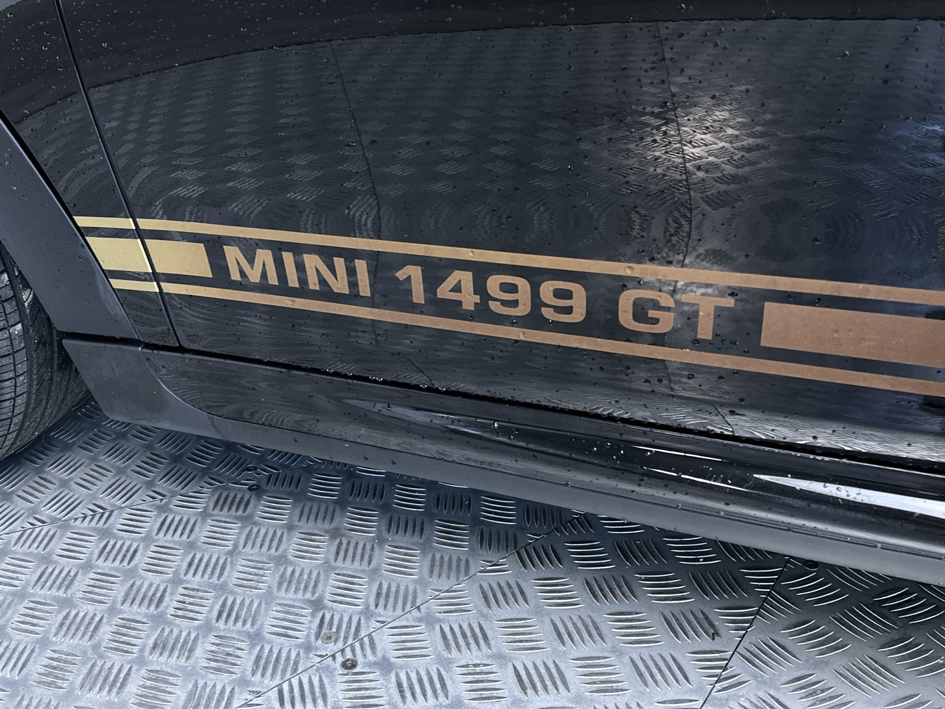 Used 2021 MINI Cooper 2-Door Hardtop FWD image 24