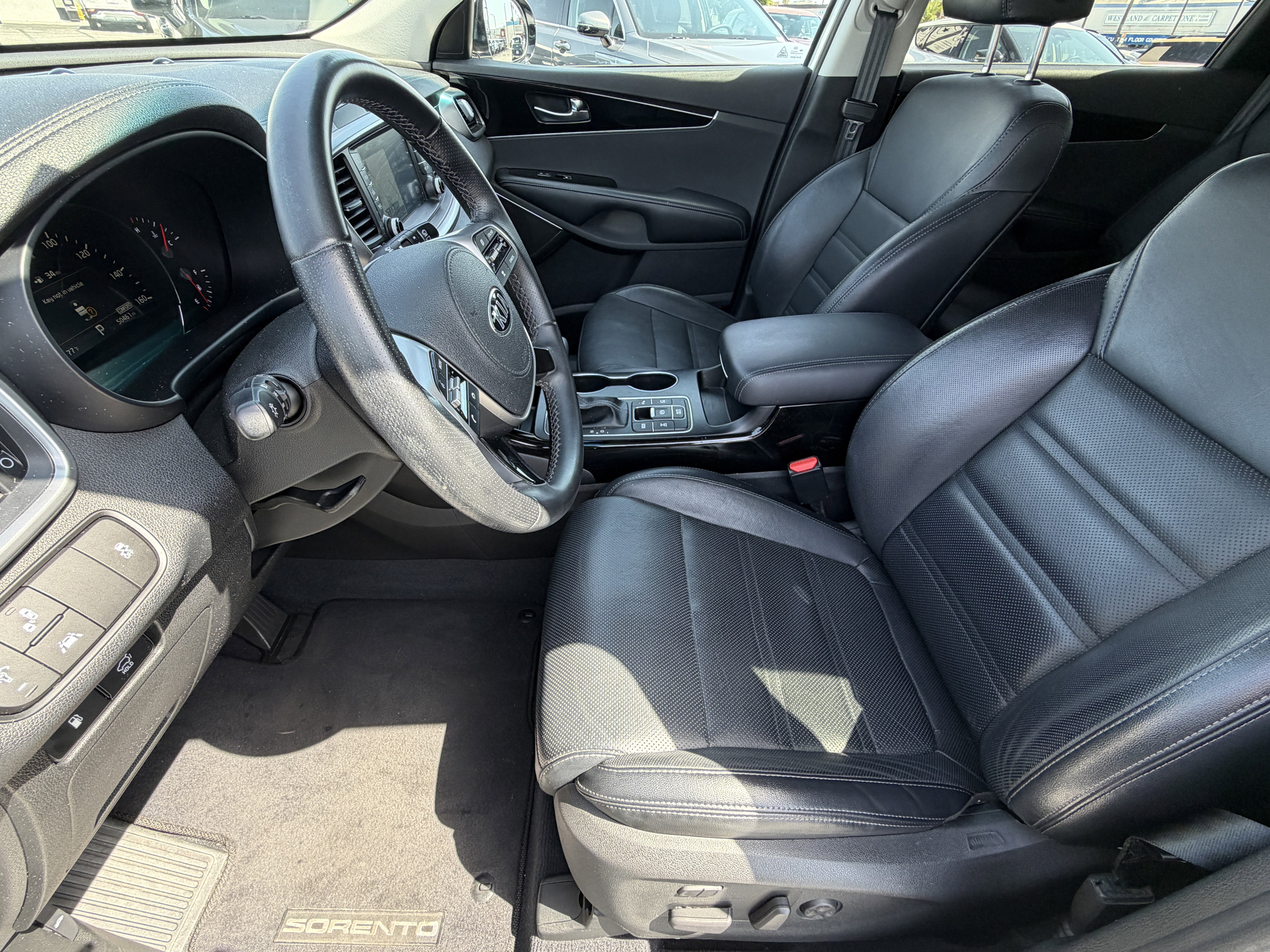 Used 2020 Kia Sorento SX image 15