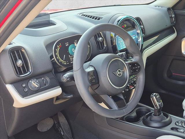 Used 2024 MINI Cooper Countryman S FWD image 10