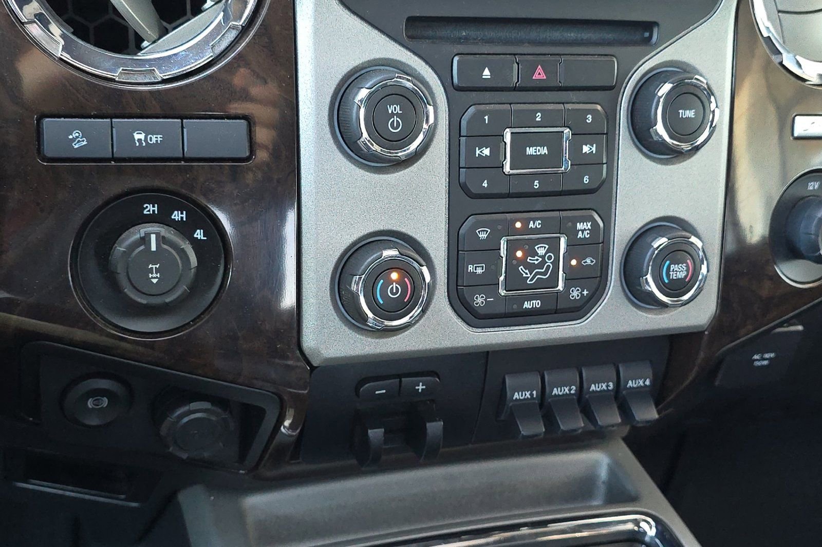 Used 2016 Ford F350 Platinum AWD/4WD image 20