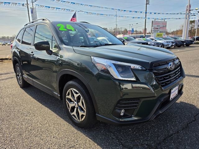 Used 2024 Subaru Forester Premium image 7