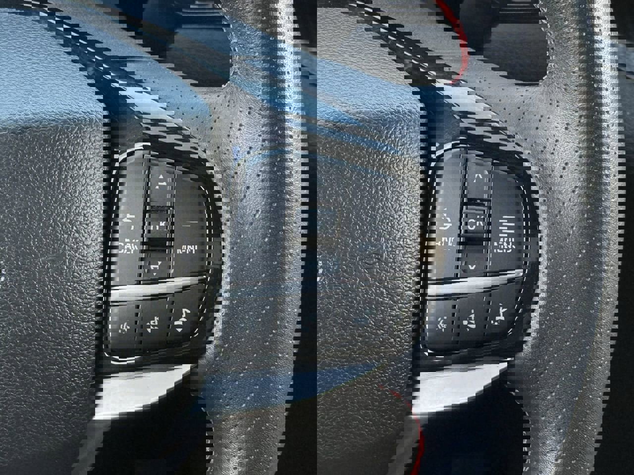 Used 2023 Ford Explorer ST-Line w/ Class IV Trailer Tow Package image 14