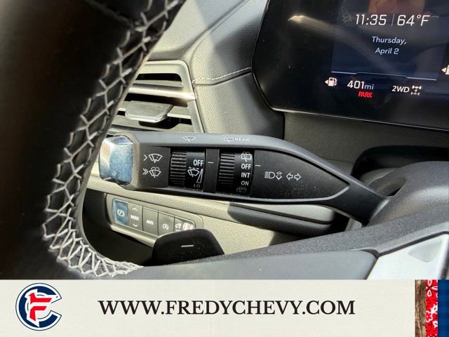 Used 2025 Chevrolet Traverse LT w/ Driver Confidence Package image 21