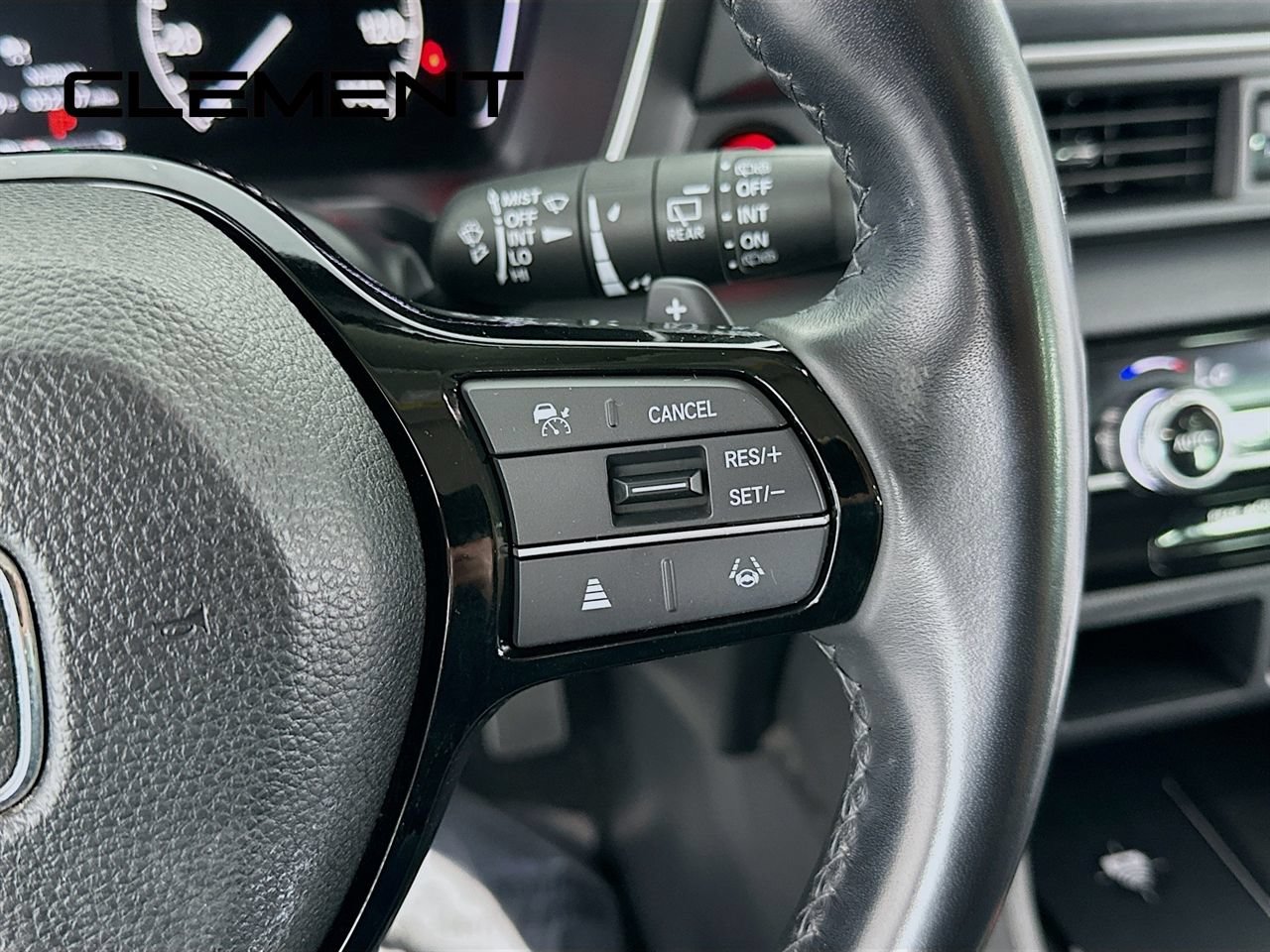 Used 2025 Honda Pilot EX-L image 17