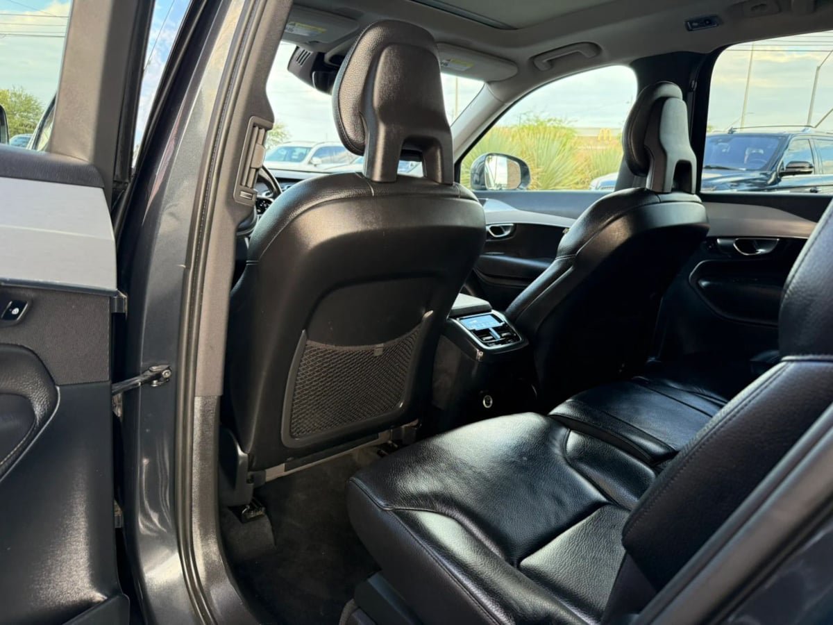 Used 2017 Volvo XC90 T6 Momentum w/ Vision Package AWD/4WD image 43