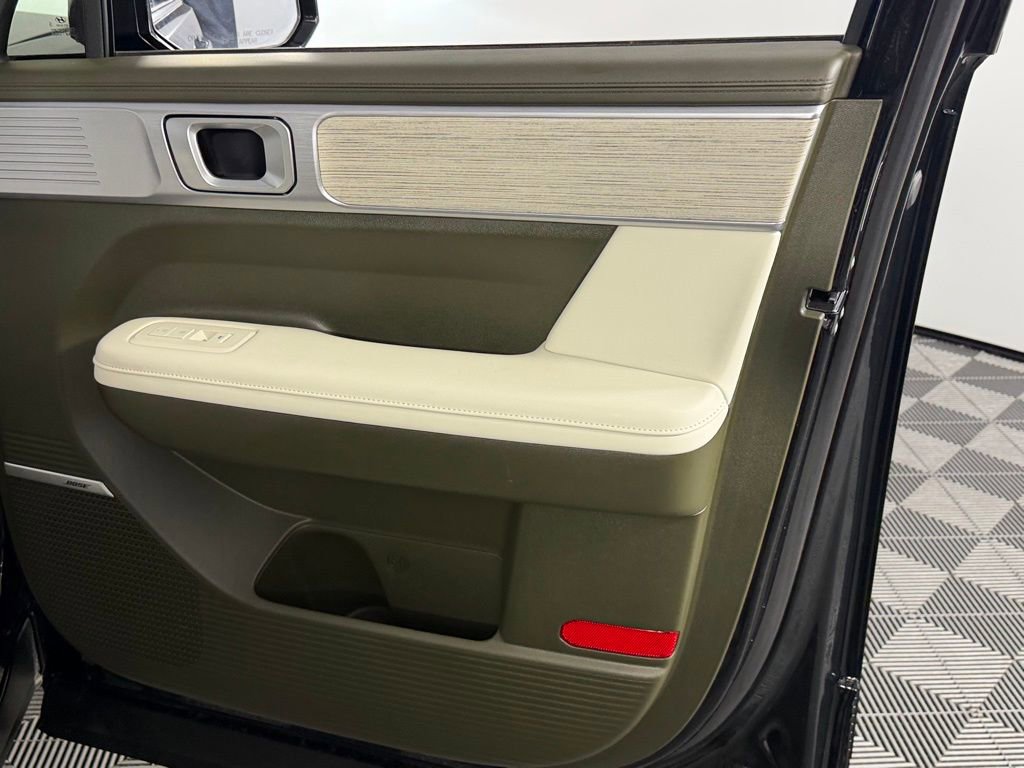 Used 2025 Hyundai Santa Fe Calligraphy image 33