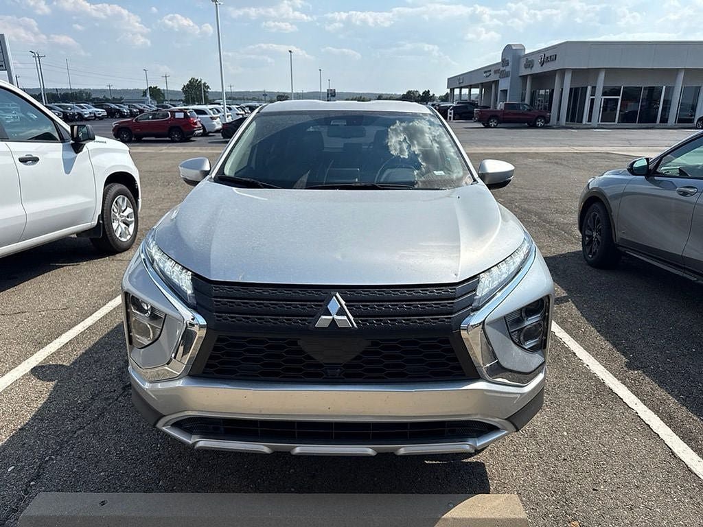 Used 2025 Mitsubishi Eclipse Cross SEL AWD/4WD image 6