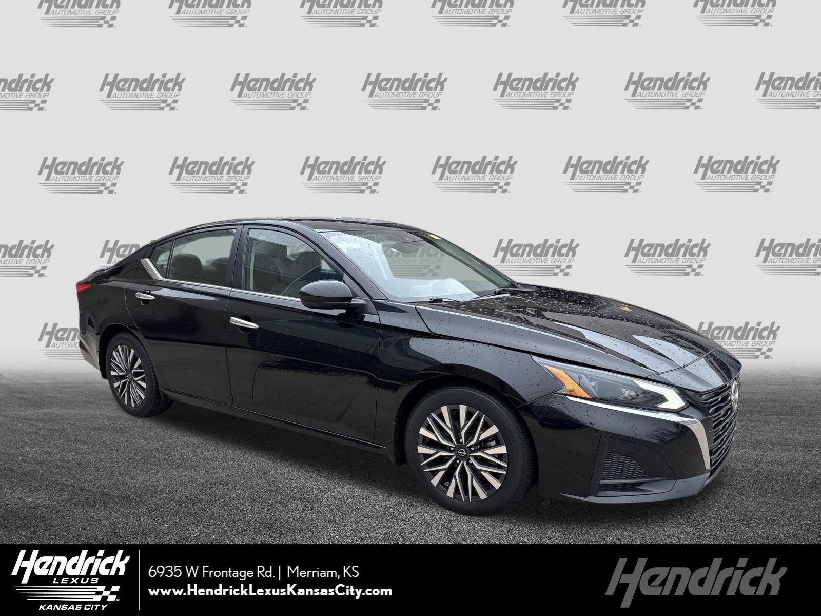 Used 2023 Nissan Altima 2.5 SV