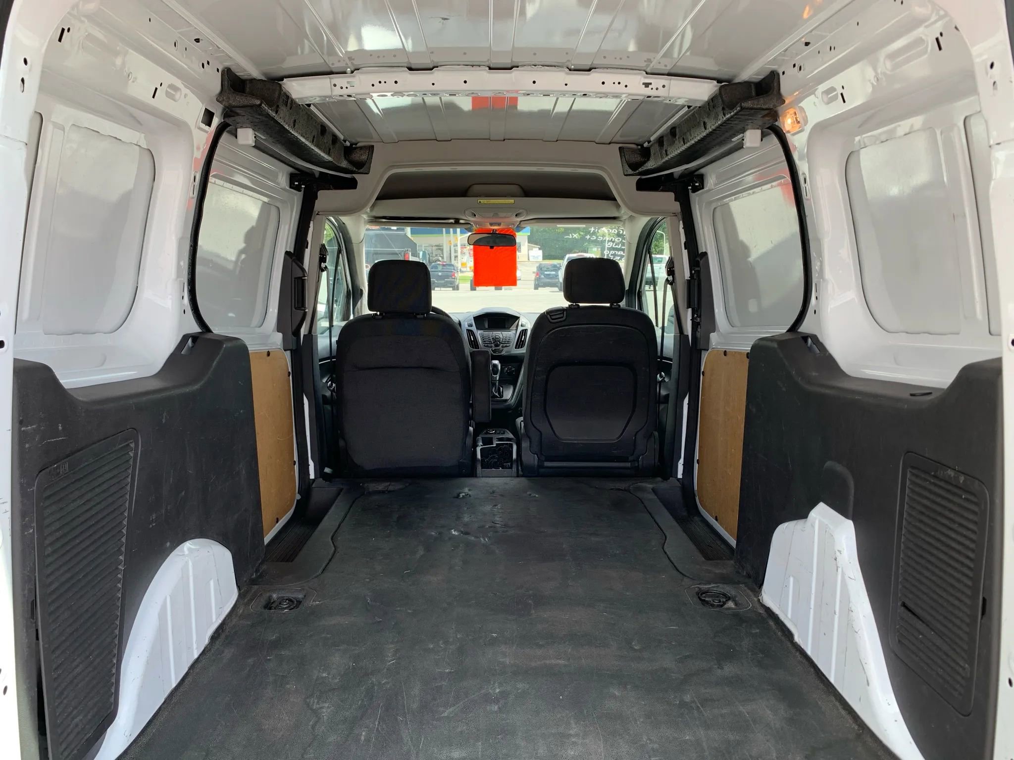 Used 2014 Ford Transit Connect XL image 27