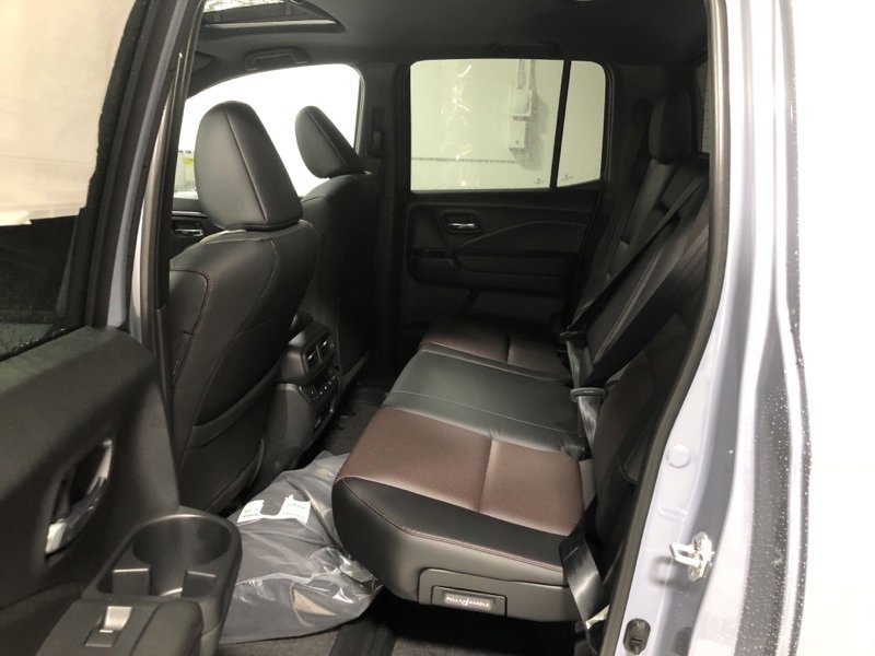 New 2026 Honda Ridgeline Black Edition image 16