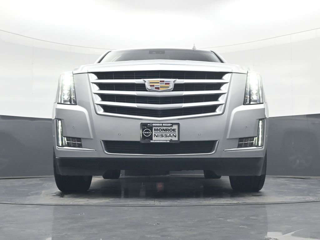 Used 2019 Cadillac Escalade Luxury image 21