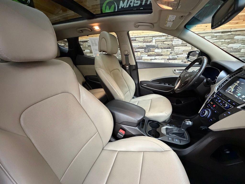 Used 2017 Hyundai Santa Fe Sport image 15