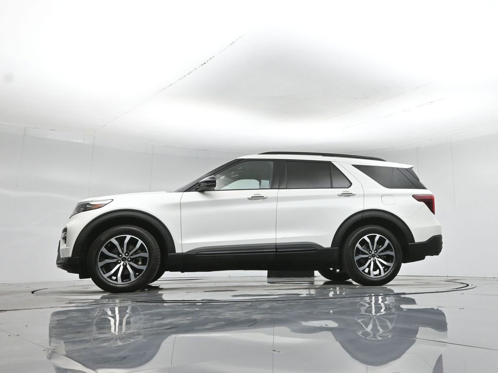 Used 2020 Ford Explorer ST w/ Premium Technology Package image 8