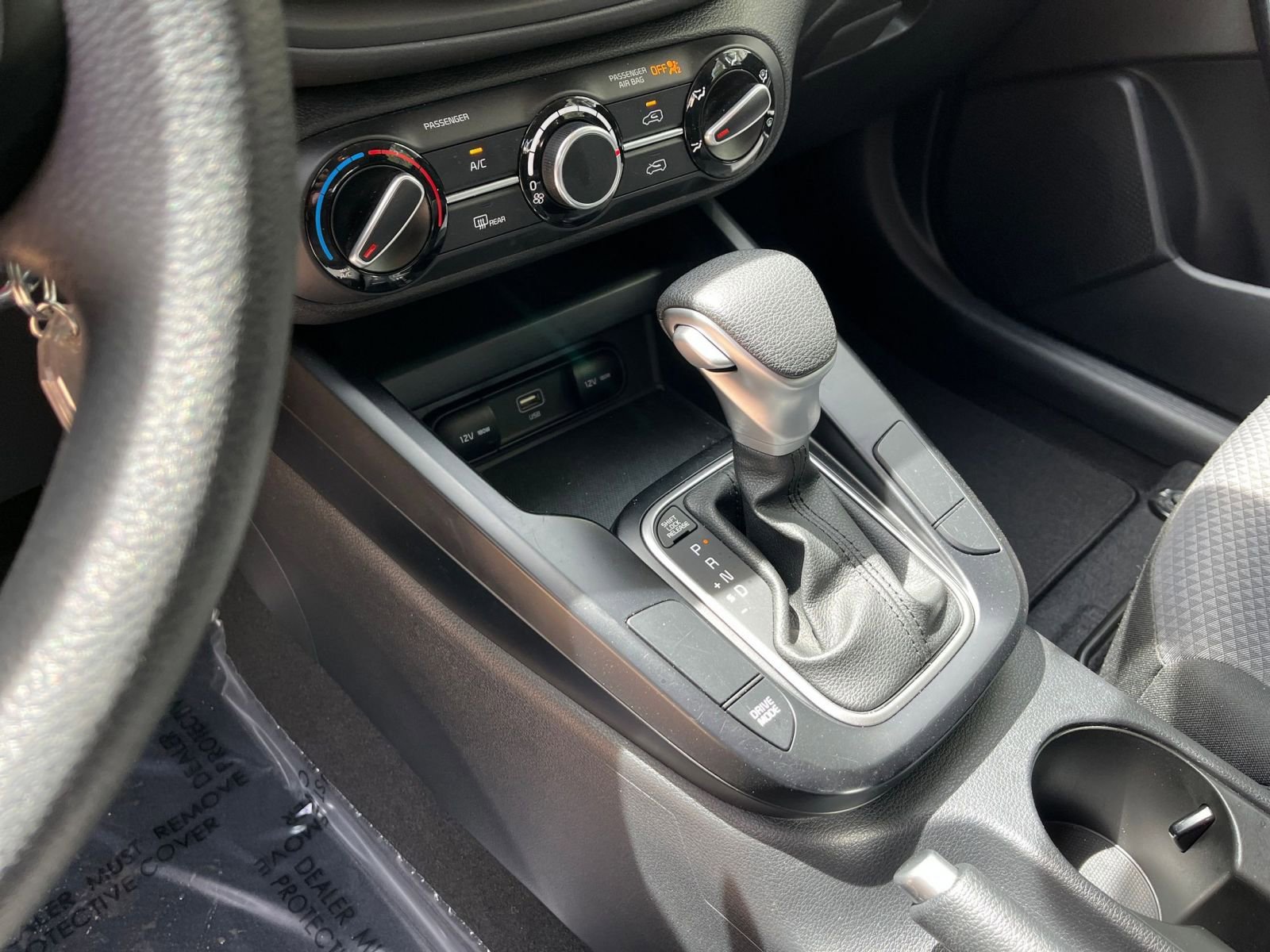 Used 2025 Kia Soul LX w/ LX Technology Package image 36
