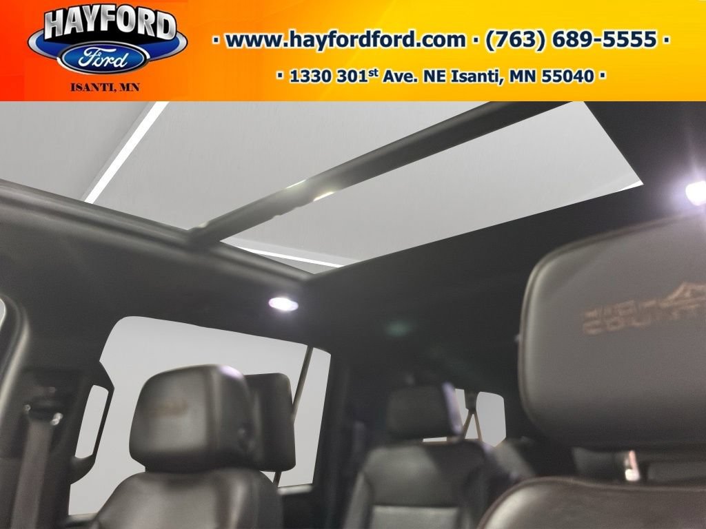 Used 2021 Chevrolet Suburban High Country w/ Premium Package AWD/4WD image 25