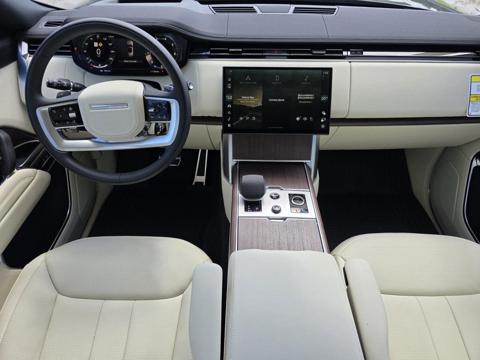 New 2027 Land Rover Range Rover Long Wheelbase SE AWD/4WD image 4