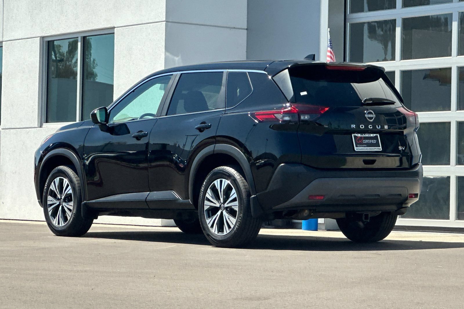 Used 2023 Nissan Rogue SV FWD image 6