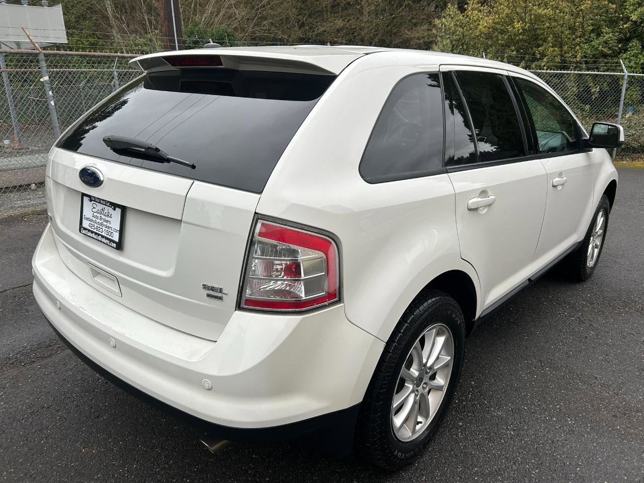 Used 2010 Ford Edge SEL AWD/4WD image 5