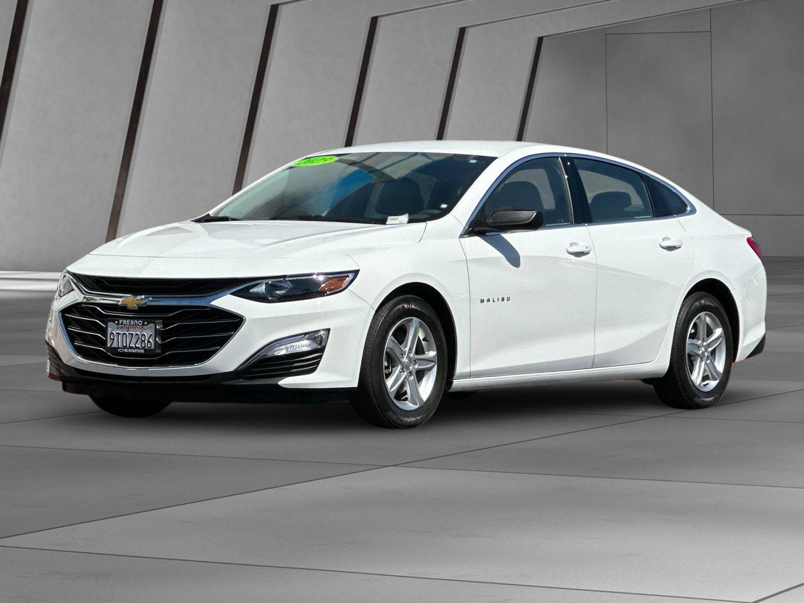 Used 2023 Chevrolet Malibu LS FWD image 8