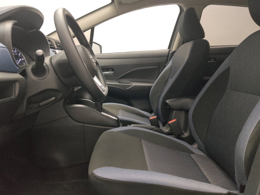 Used 2025 Nissan Versa SV w/ Trunk Package FWD image 17