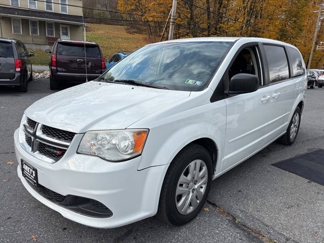 Used 2016 Dodge Grand Caravan SE w/ Quick Order Package 29E SE image 3