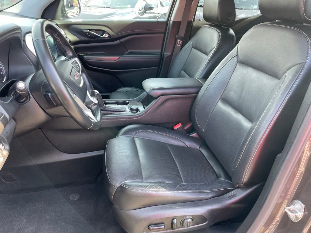 Used 2019 GMC Acadia SLT w/ LPO, Floor Liner Package AWD/4WD image 7