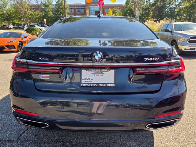Used 2020 BMW 740i xDrive AWD/4WD image 5