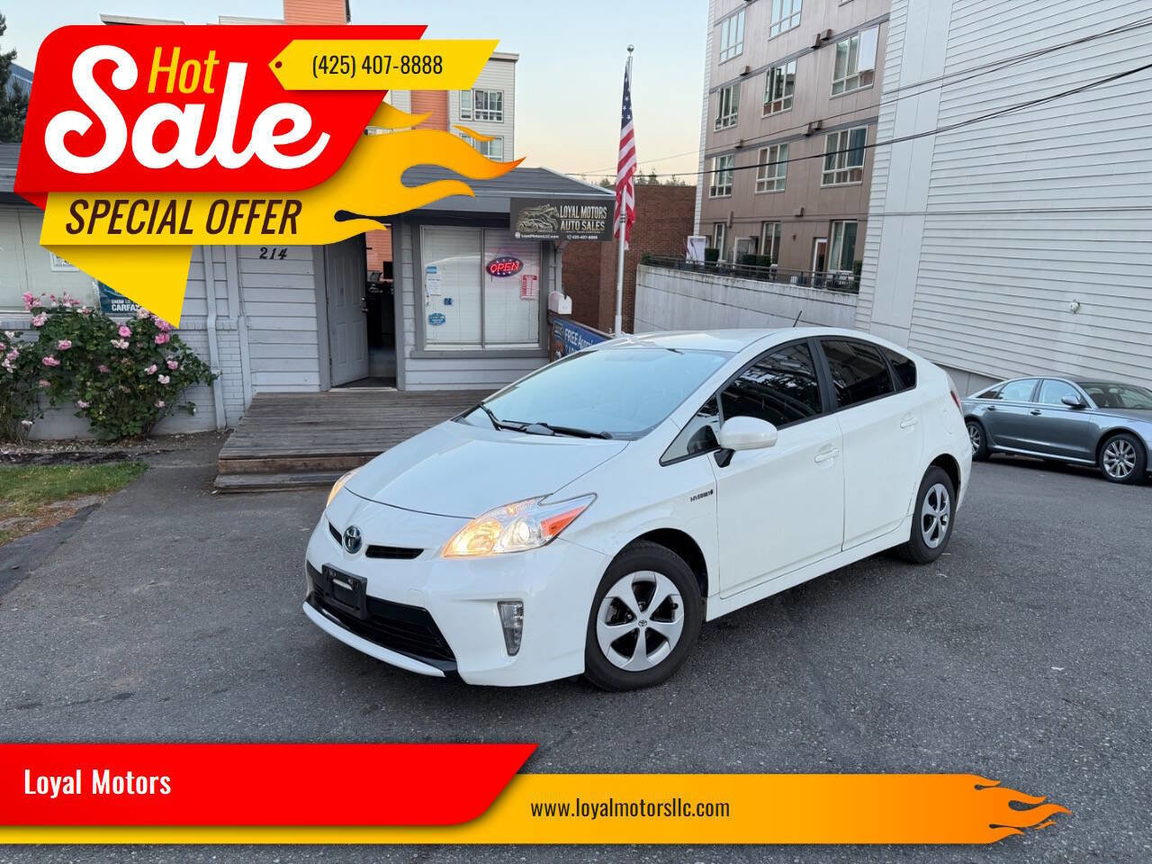Used 2015 Toyota Prius Two FWD image 1