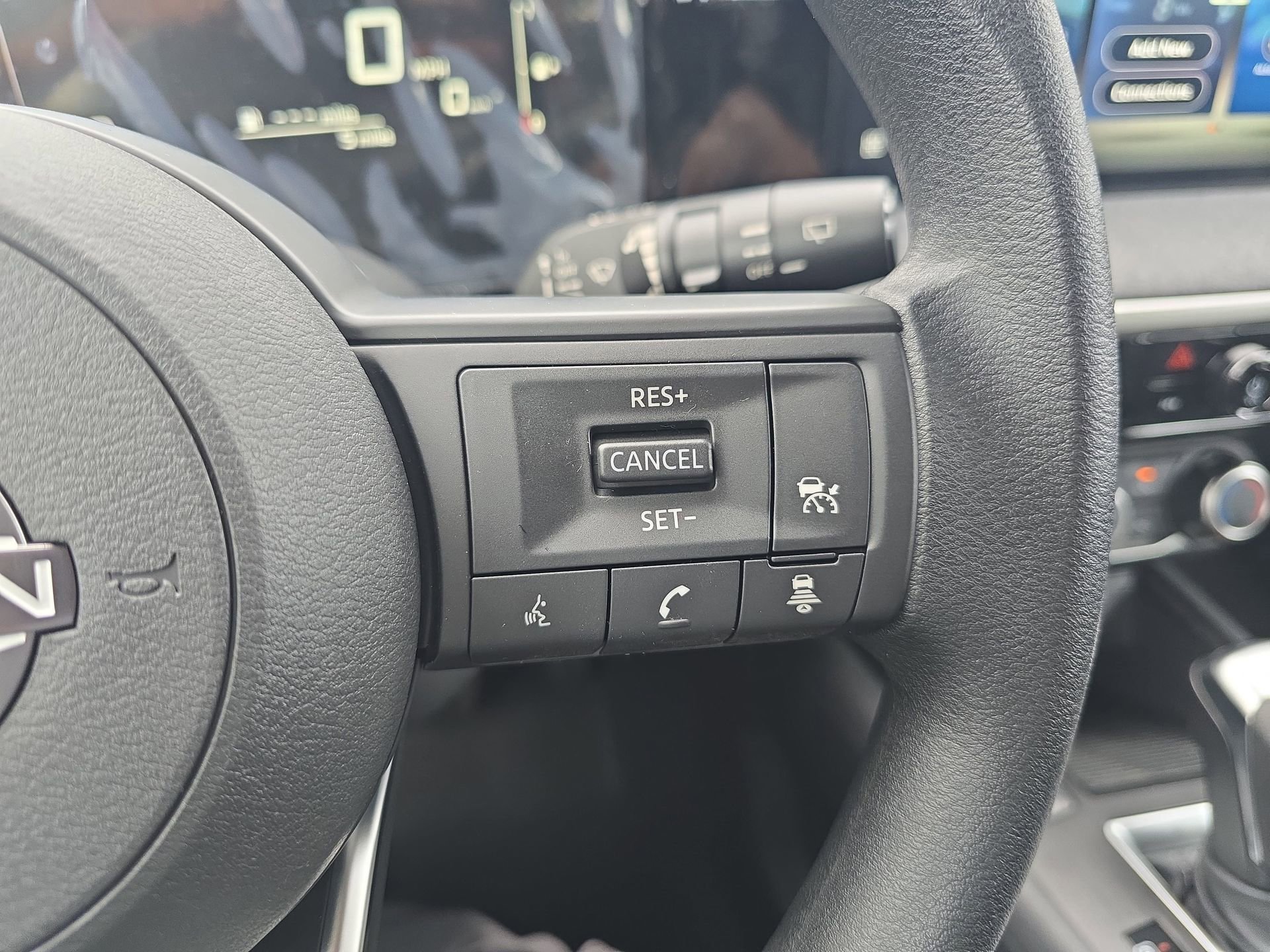 New 2026 Nissan Kicks S image 18