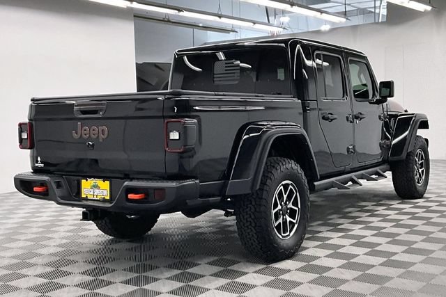 Used 2023 Jeep Gladiator Mojave w/ Trailer Tow Package AWD/4WD image 14