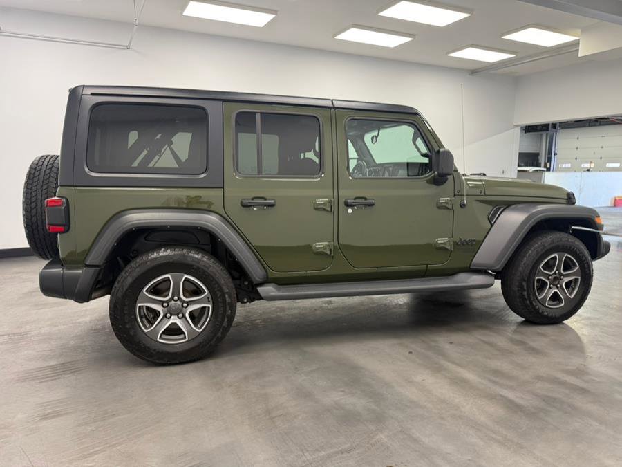 Used 2021 Jeep Wrangler Unlimited Sport image 17