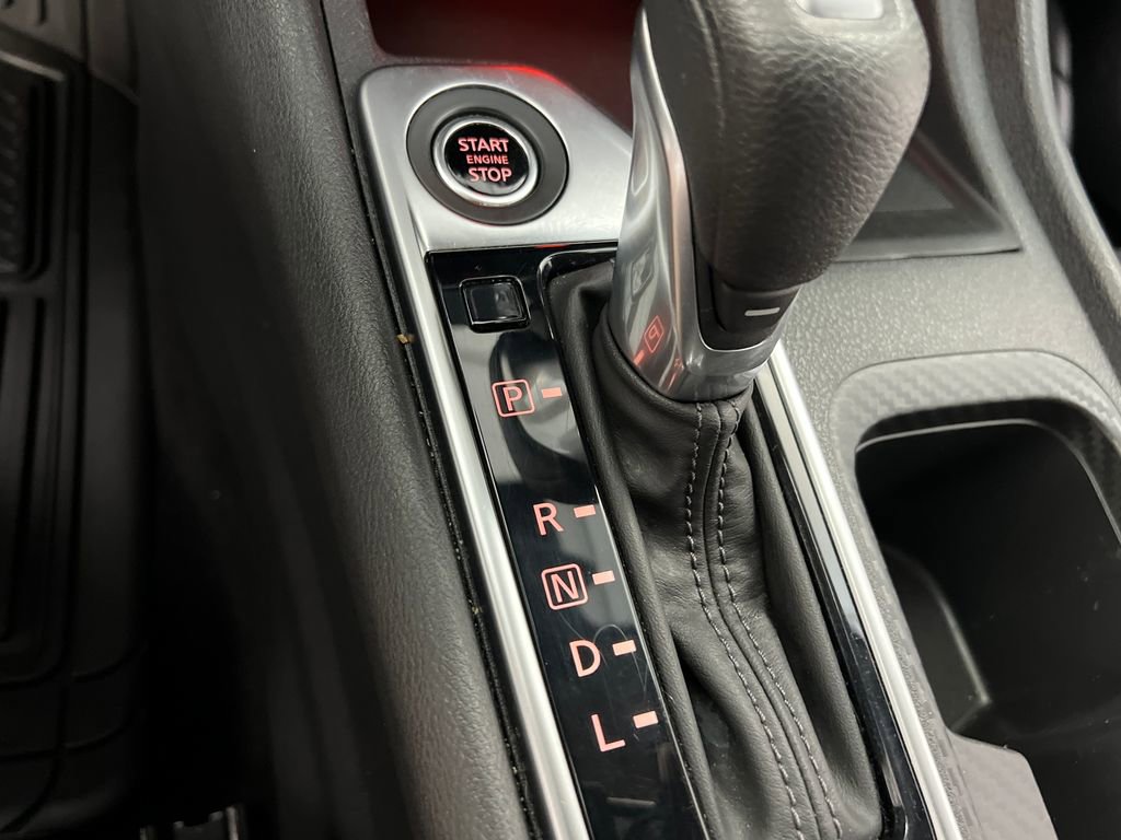 Used 2025 Nissan Sentra SV FWD image 40