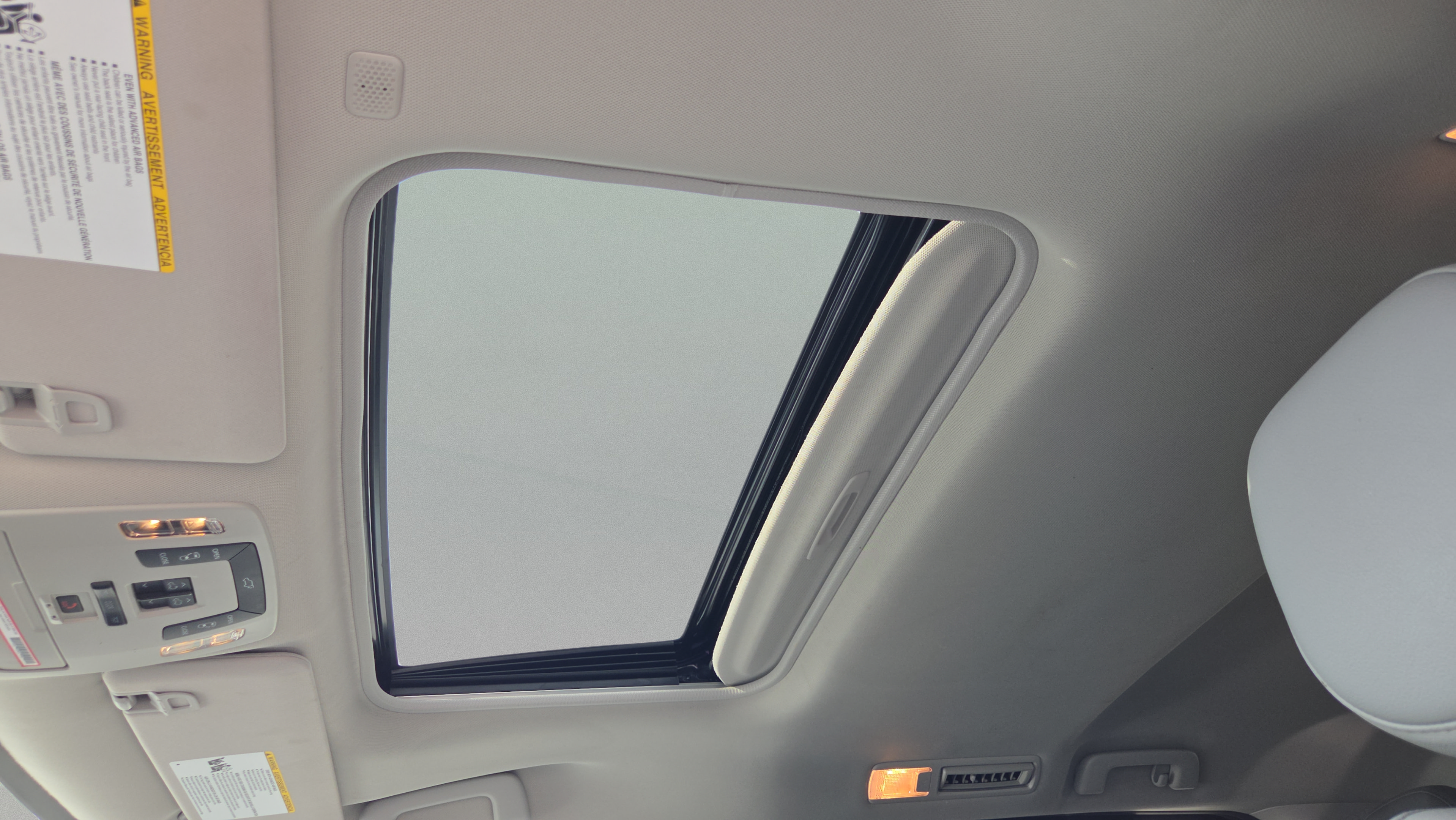 Certified 2024 Toyota Sienna XLE FWD image 21