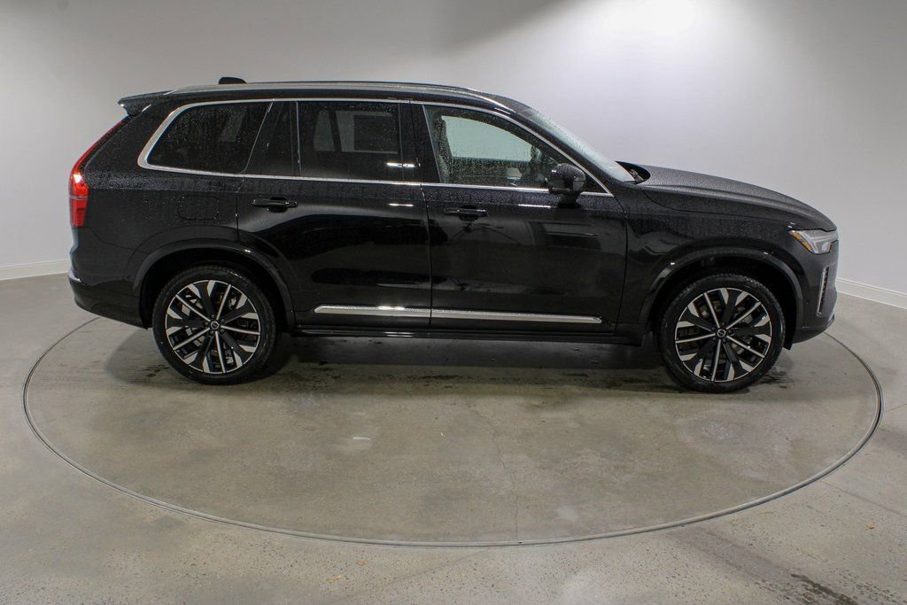 New 2026 Volvo XC90 T8 Plus w/ Protection Package Premier image 6