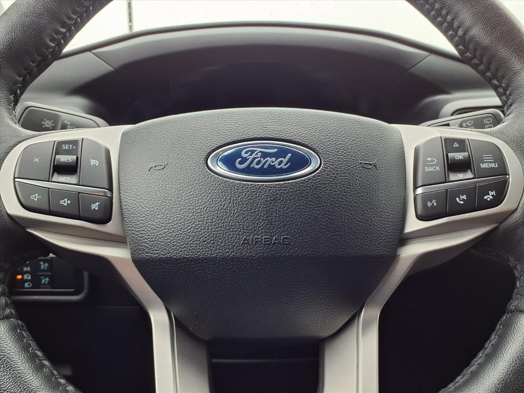 Used 2023 Ford Explorer XLT w/ Equipment Group 202A image 16