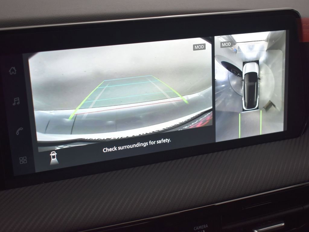 New 2026 Nissan Kicks SR w/ SR Premium Package FWD image 32