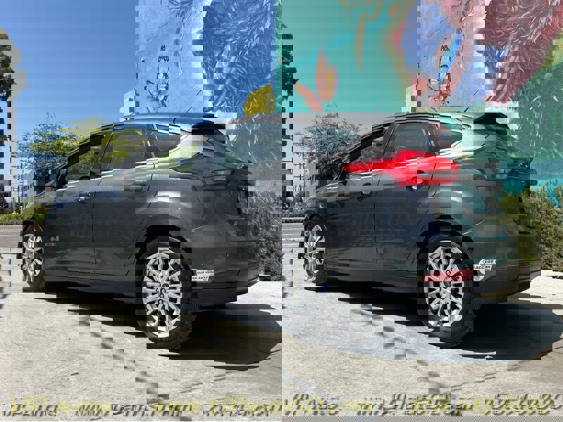 Used 2015 Ford Focus Electric Hatchback image 3