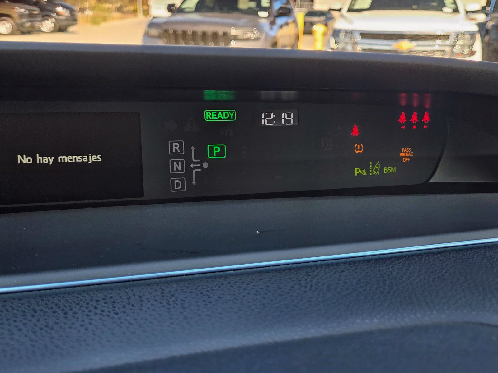 Used 2019 Toyota Prius LE FWD image 19