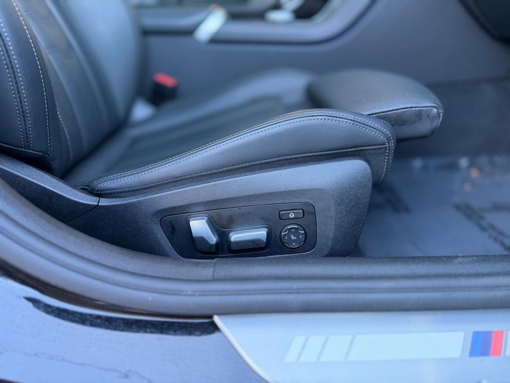 Used 2025 BMW 840i w/ M Sport Professional Package image 34