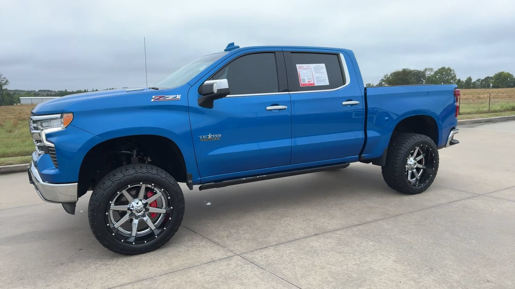 Used 2022 Chevrolet Silverado 1500 LTZ w/ LTZ Premium Texas Edition AWD/4WD image 5
